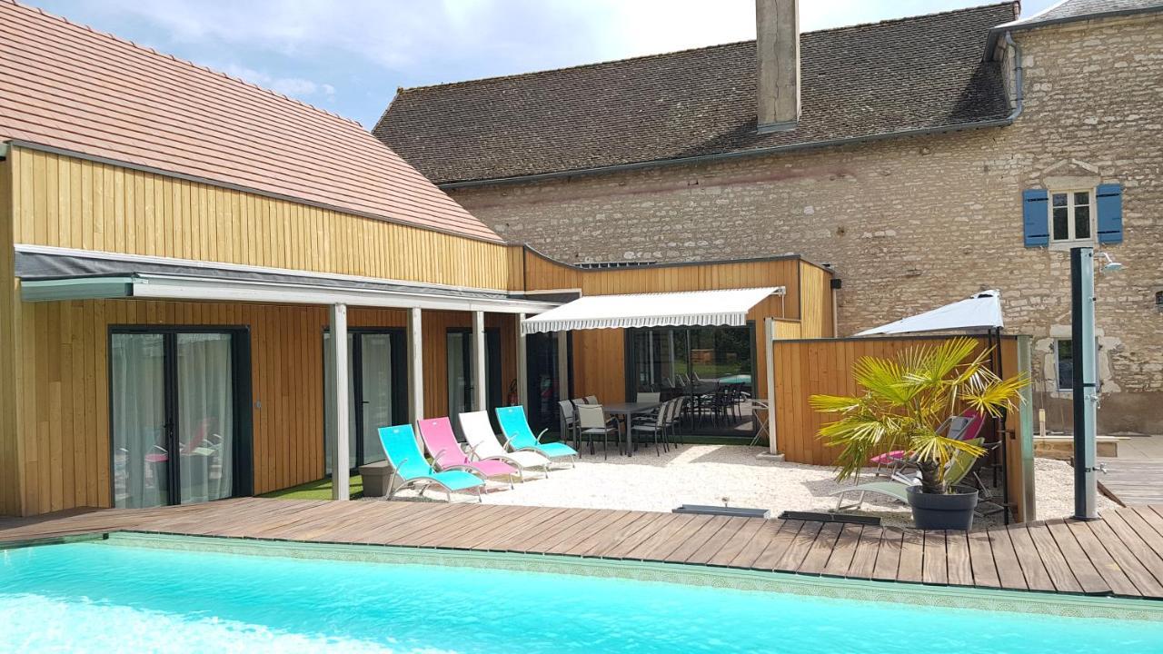 Au Petit Pressoir Bed & Breakfast Givry  ภายนอก รูปภาพ