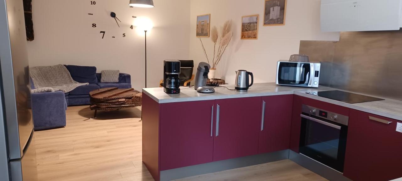 Au Petit Pressoir Bed & Breakfast Givry  ภายนอก รูปภาพ