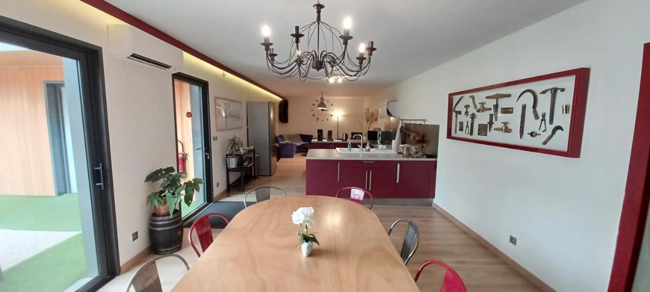 Au Petit Pressoir Bed & Breakfast Givry  ภายนอก รูปภาพ
